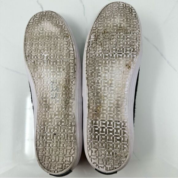 Tommy Hilfiger Sneakers- Size 8.5 - Picture 13 of 14